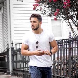 Meet your Posher, Andres